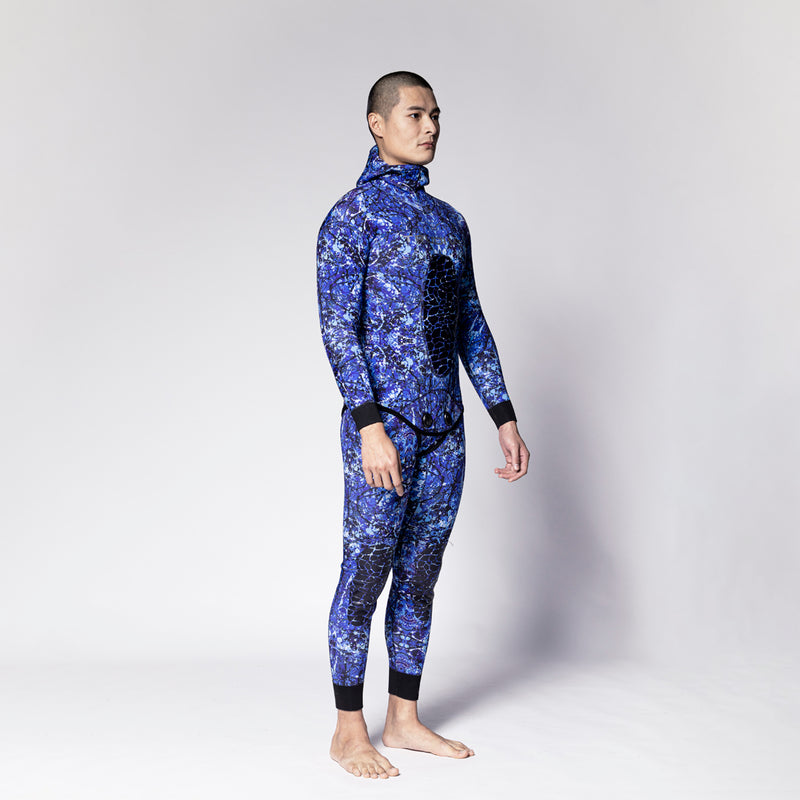 Load image into Gallery viewer, Spearfishing 3mm Wetsuit
