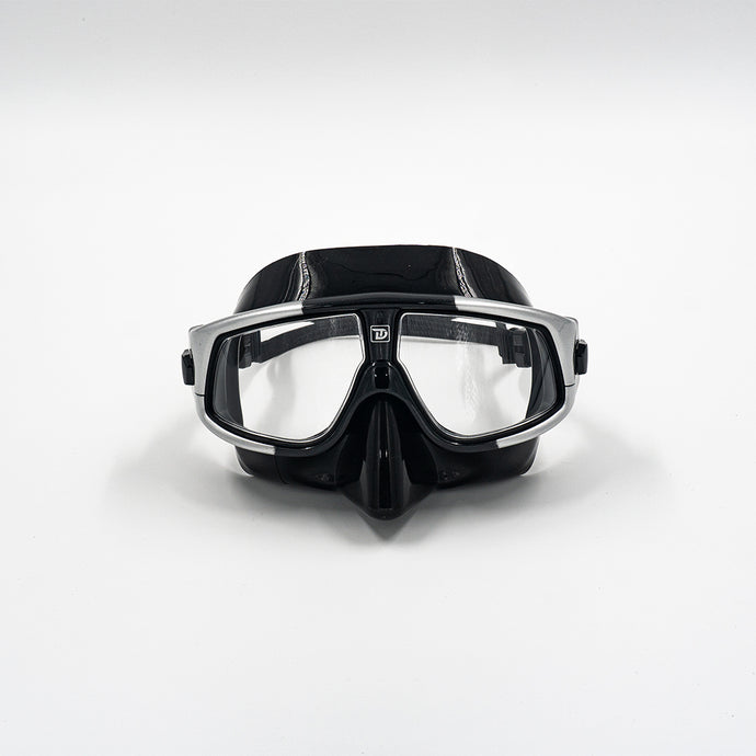 Low Volume Mask for Diving