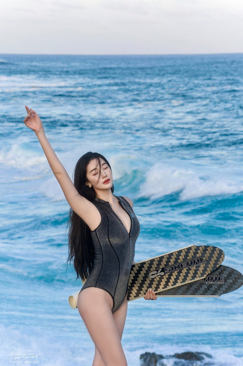 Load image into Gallery viewer, Bling Series Sleeveless Bikini 2mm Wetsuit
