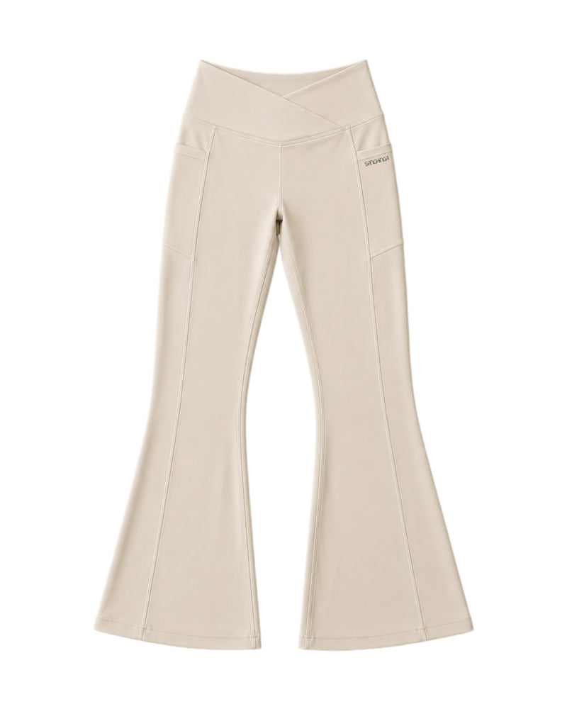 Load image into Gallery viewer, Giliw Multi-Sport Flare Pants

