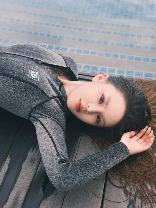 Bling Series Front-Zip Open Back 2mm Wetsuit