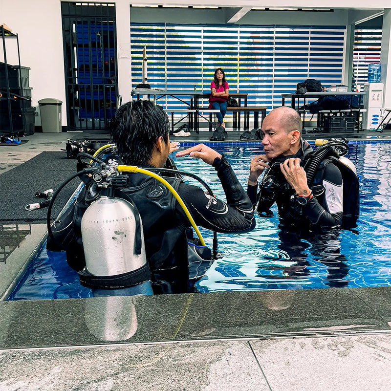 Load image into Gallery viewer, Try Scuba Diving in Manila
