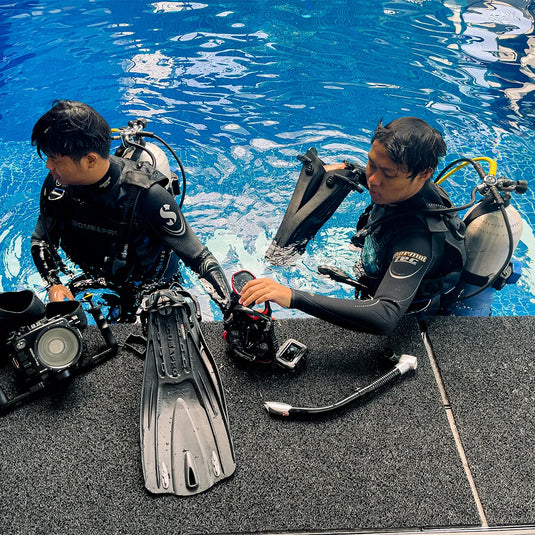 Try Scuba Diving in Manila